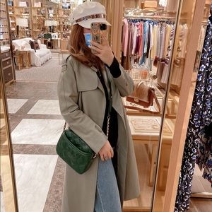 Meet your Posher, Qi